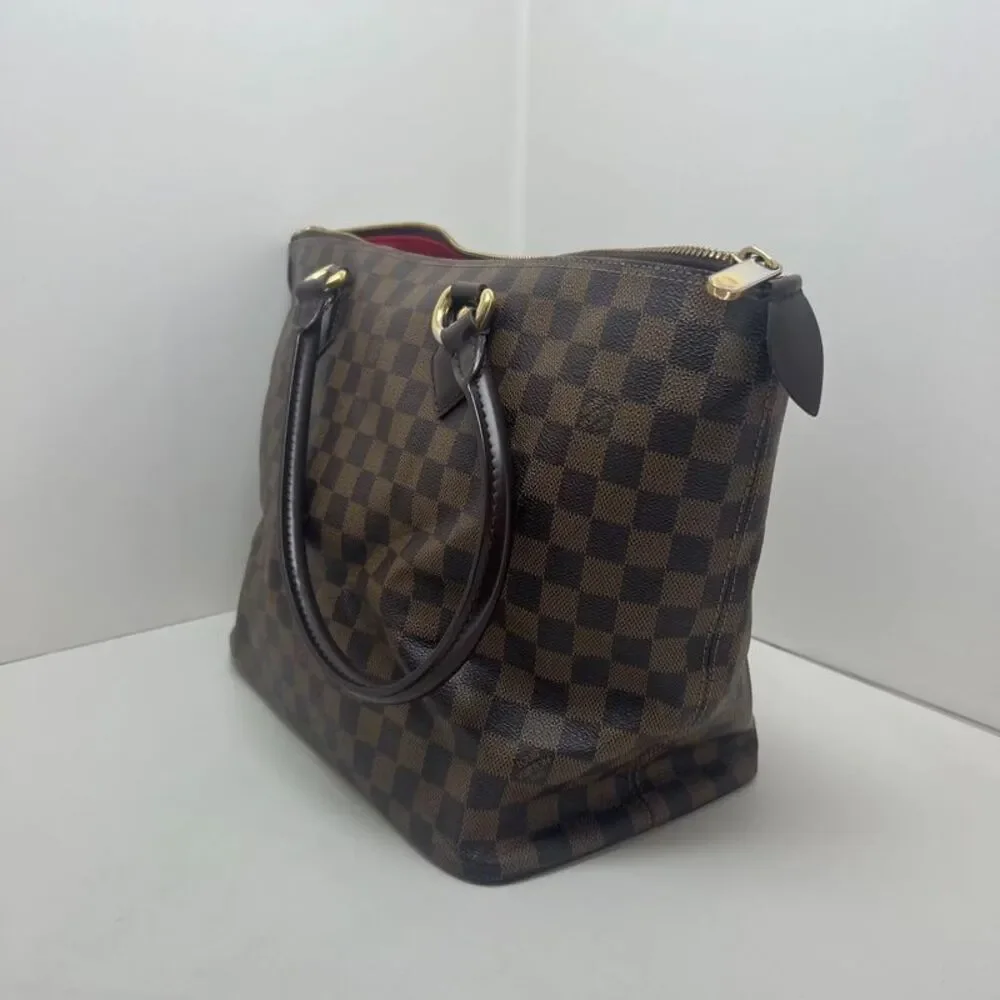 Louis Vuitton Women Pre-Loved Bag Very Good Condition